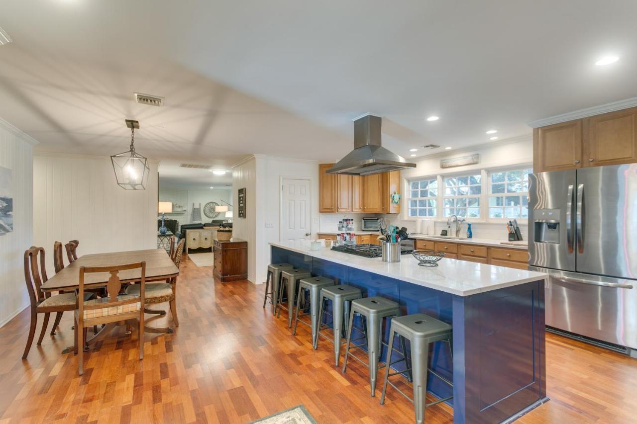 Spacious St Simons Island Vacation Rental With Pool! St. Simons Island Экстерьер фото