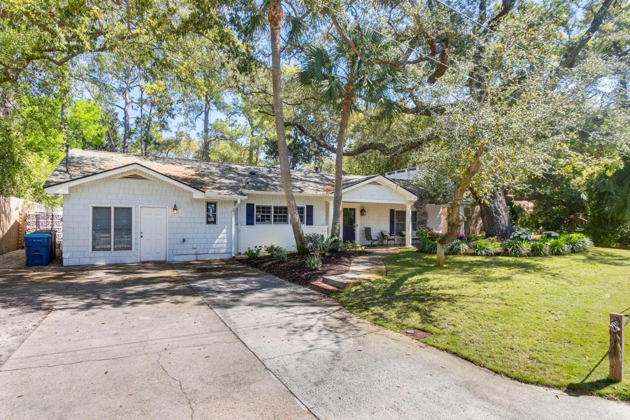 Spacious St Simons Island Vacation Rental With Pool! St. Simons Island Экстерьер фото